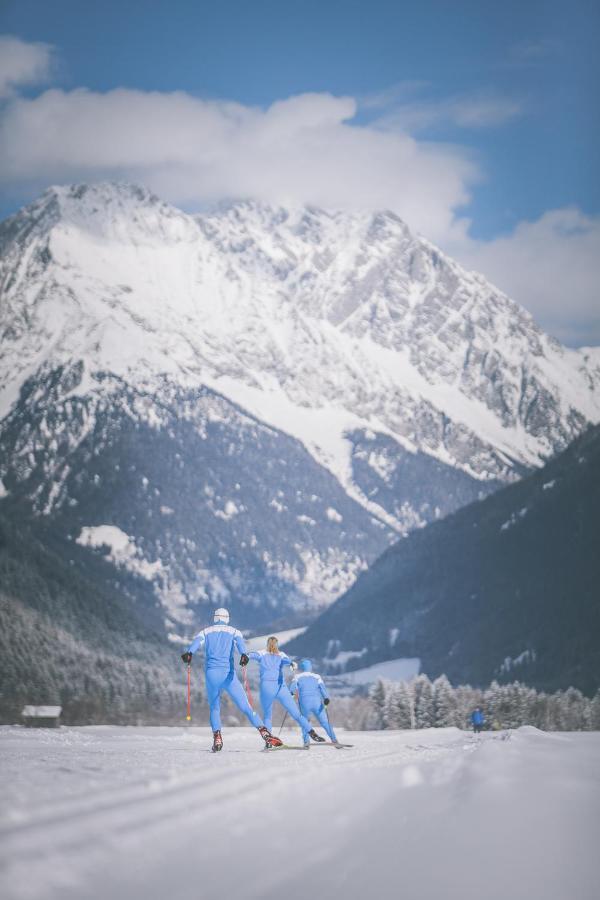 Berghotel Johanneshof Anterselva di Mezzo Exterior photo